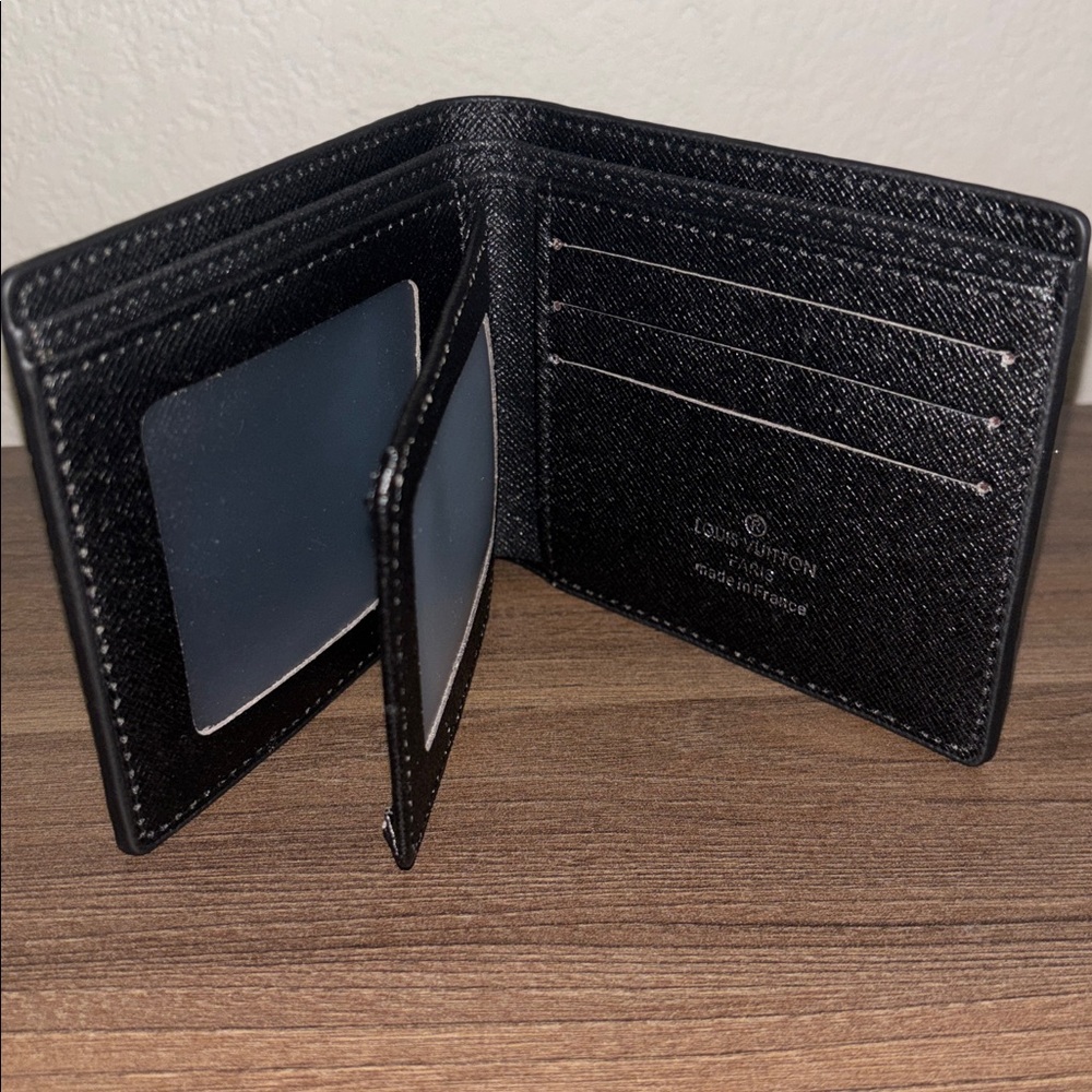 Louis Vuitton Monogram Black Card Holder/Wallet - Picture 3 of 4
